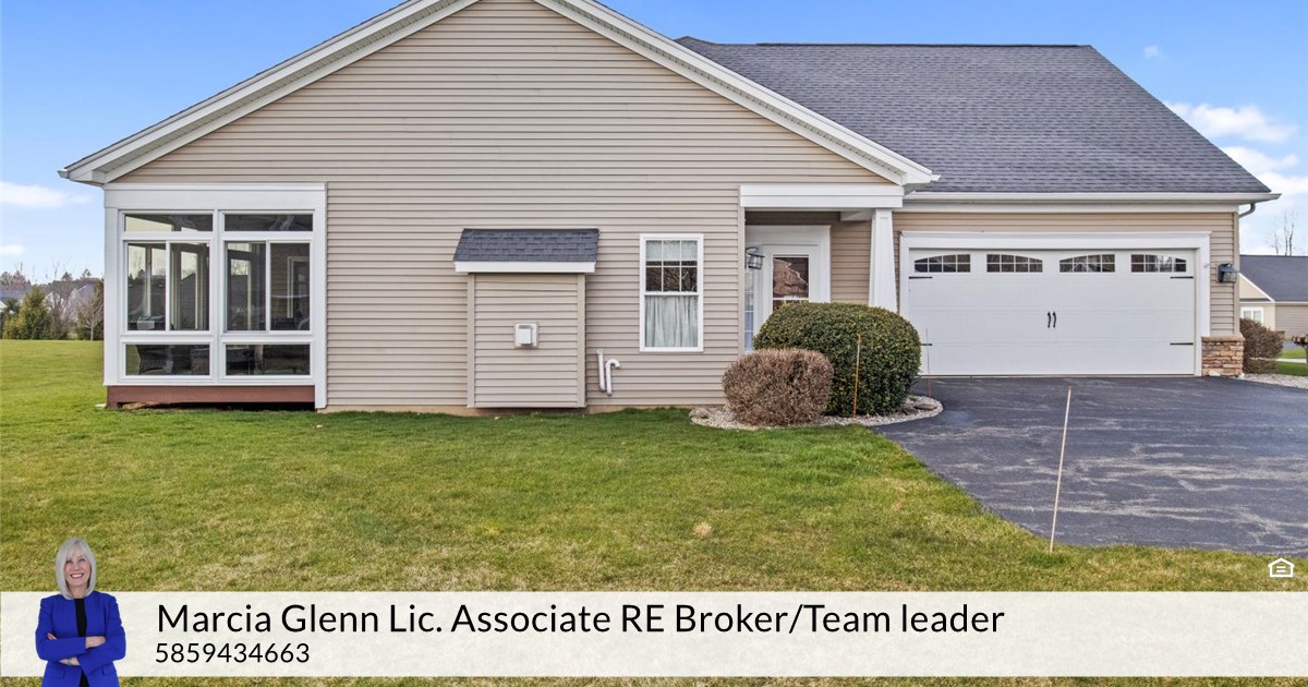 40 Balmoral Drive, Fairport, NY 14450